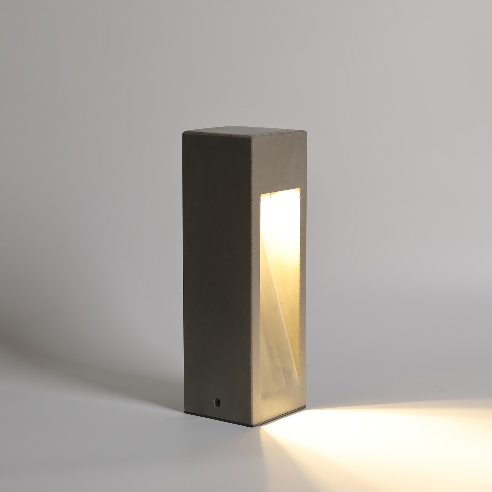 Perseo Bollard