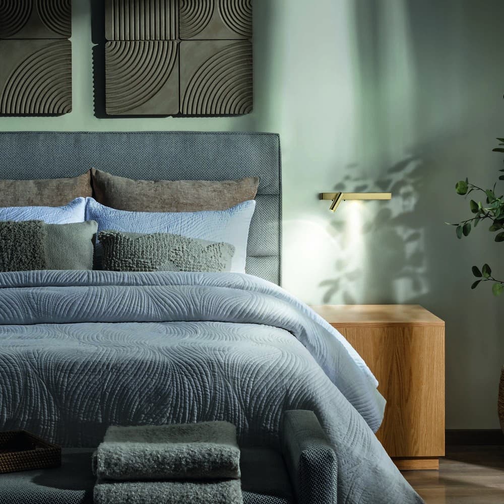 Bonne Wall Light