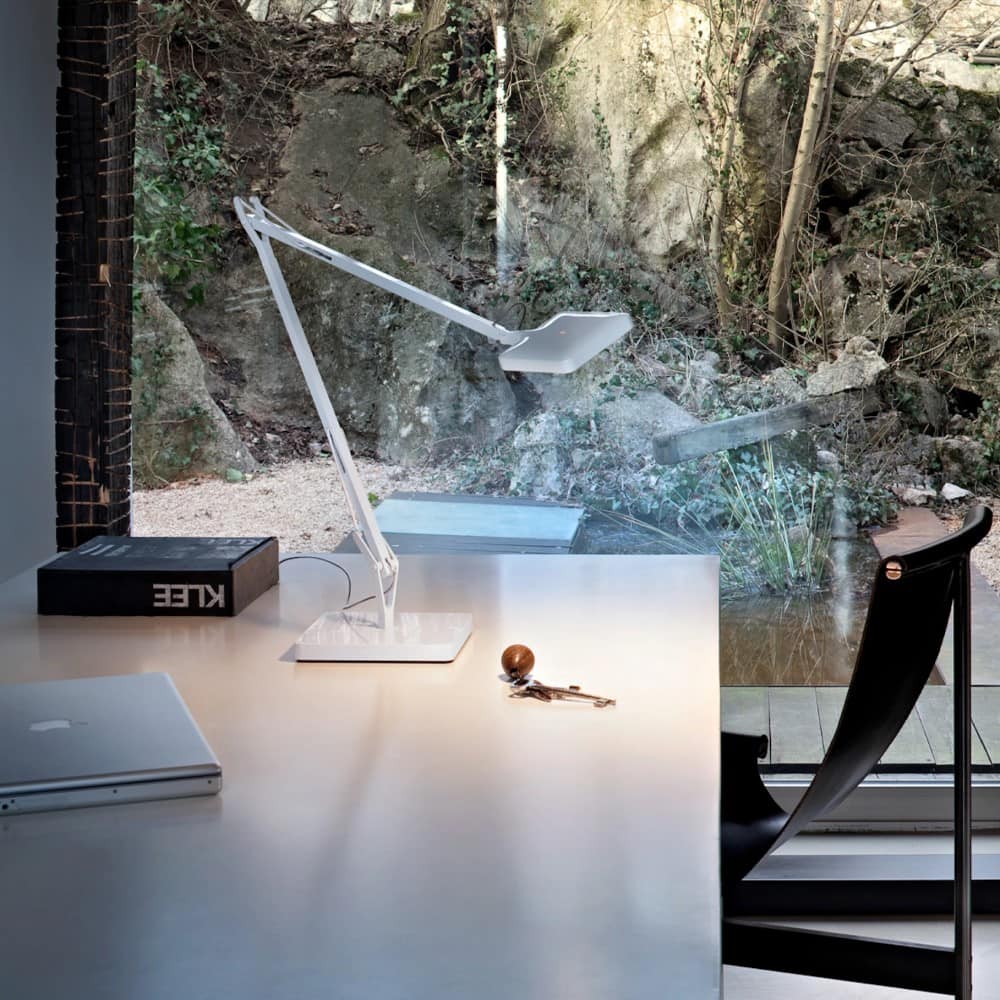 Kelvin LED Base Table Lamp