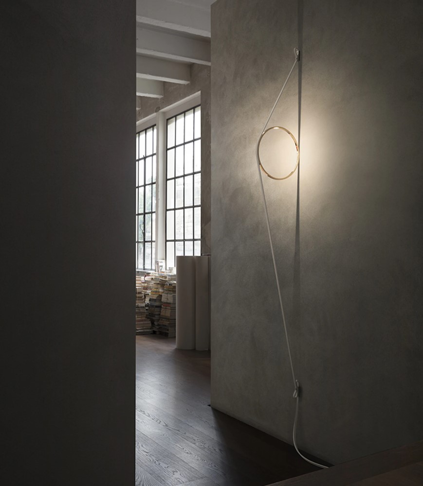 Wirering Wall Light