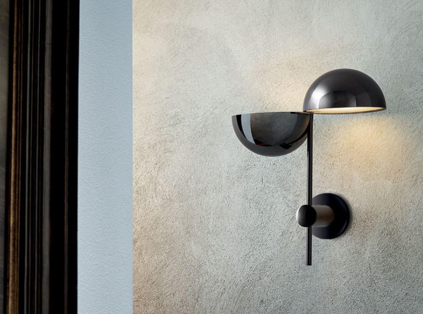 Elisabeth Wall Light