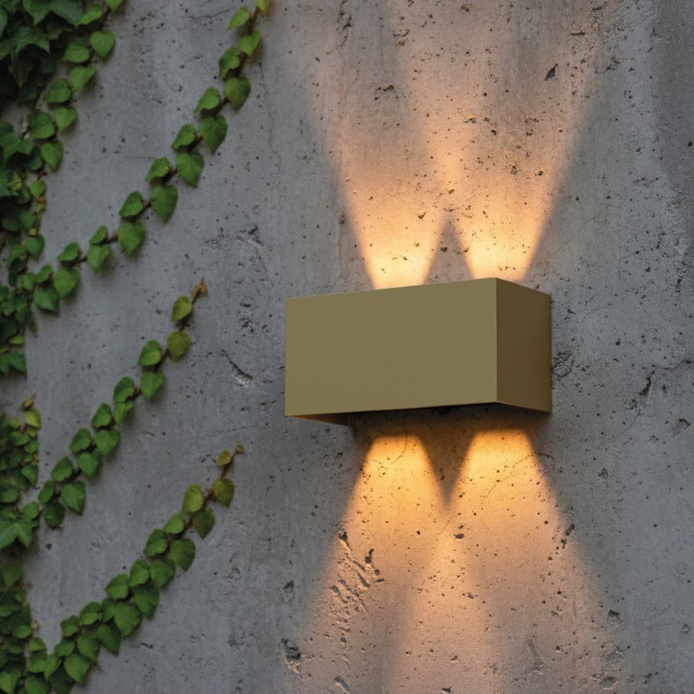 Kendo Wall Light