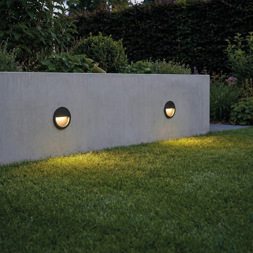 Spica Outdoor Recessed Wall Light
