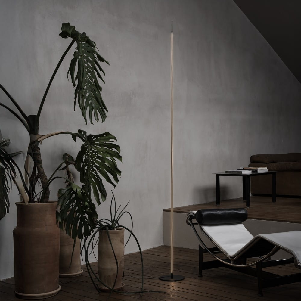 Blade Floor Lamp
