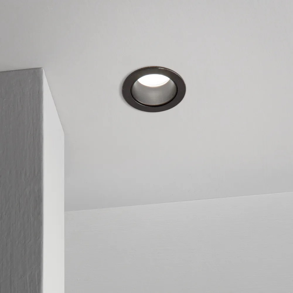Quark Ceiling Recessed Light