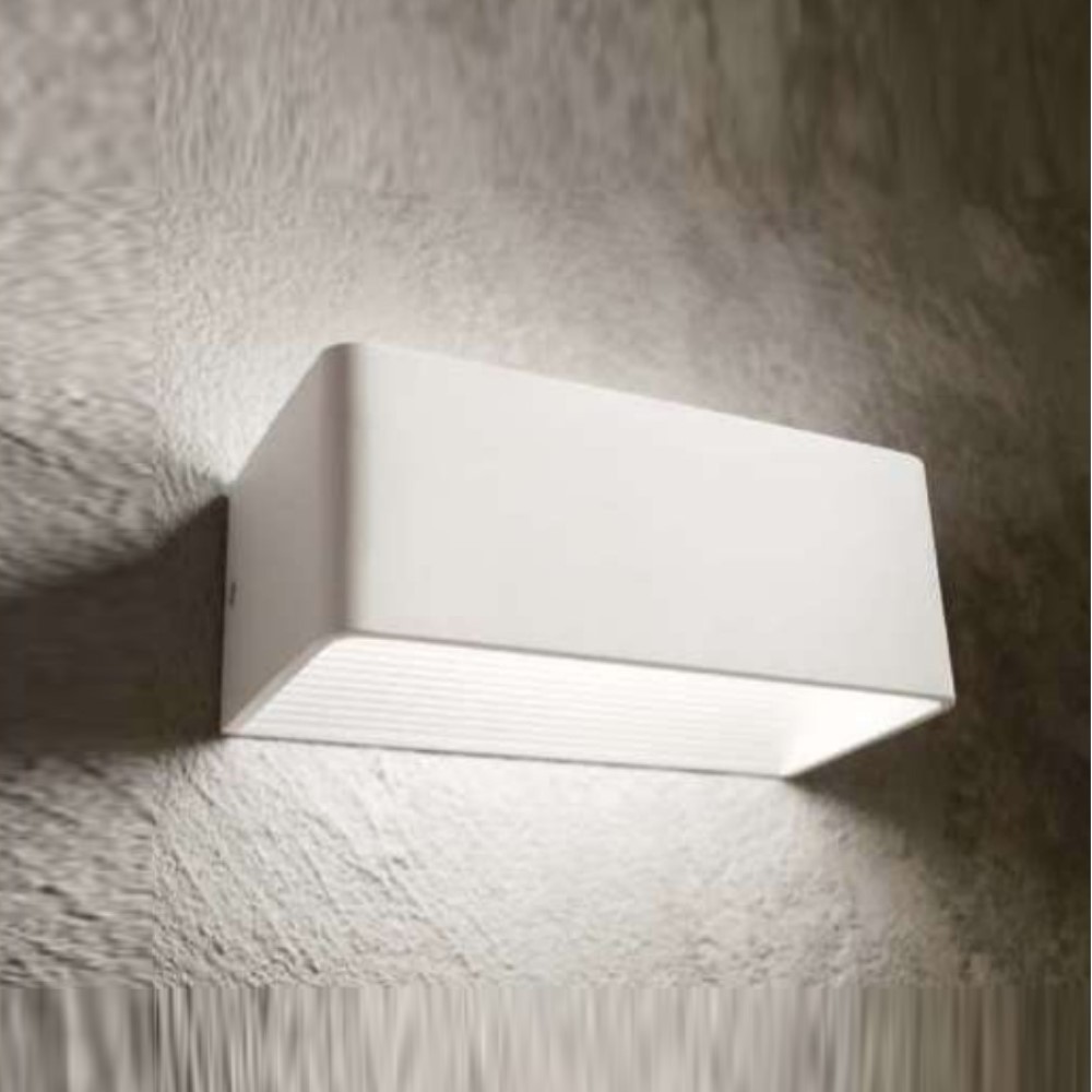 Click Wall Light