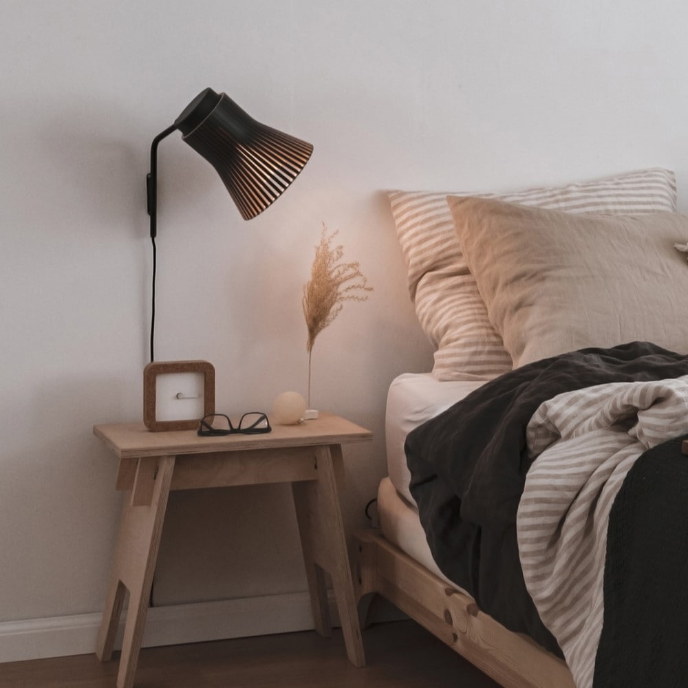 Secto Design Petite stenska svetilka | formasvetila.si