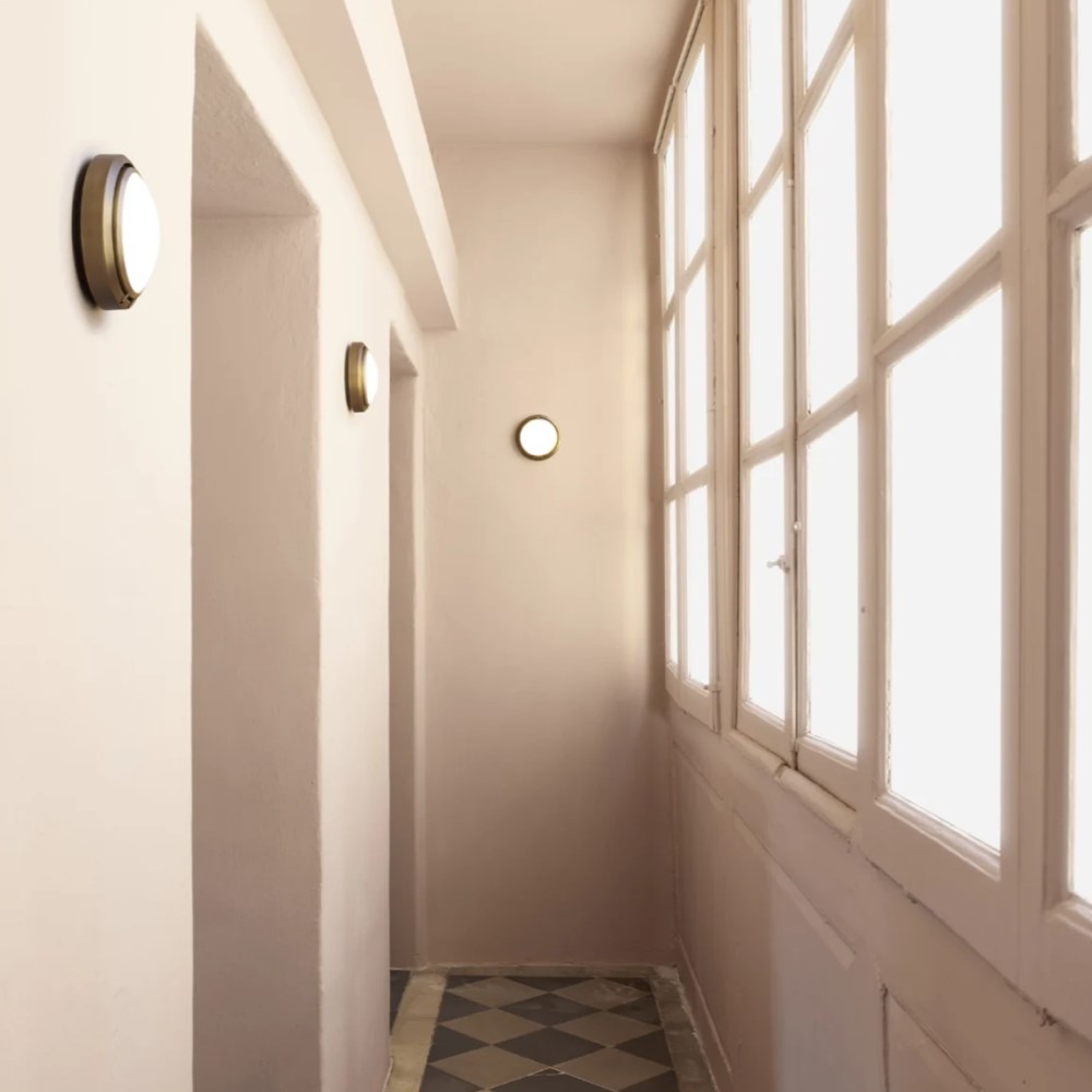 Luceplan Metropoli LED stropna in stenska svetilka | formasvetila.si
