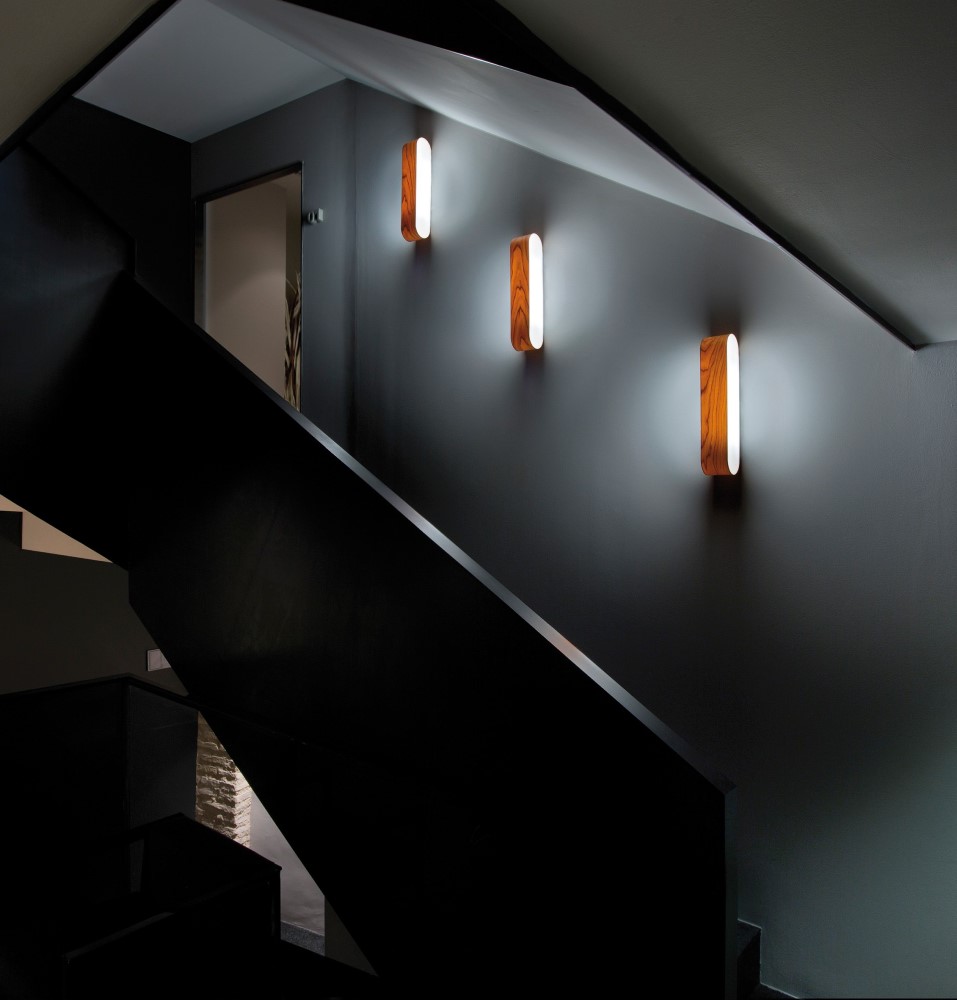 LZF Lamps I-Club Small stenska svetilka | formasvetila.si