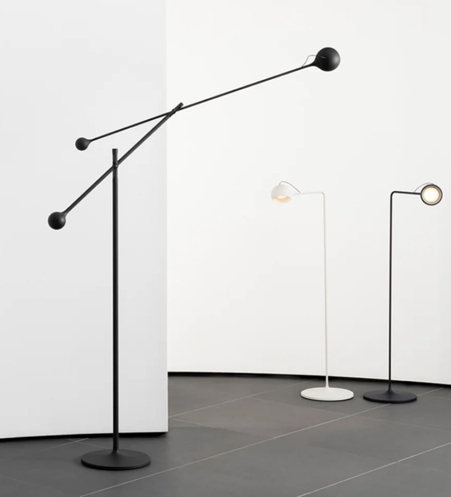 Artemide Ixa Reading stoječa svetilka | formasvetila.si