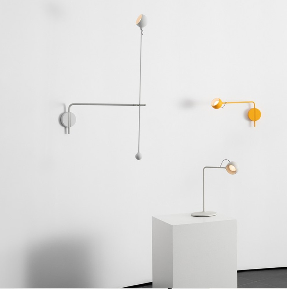 Artemide Ixa stenska svetilka | formasvetila.si