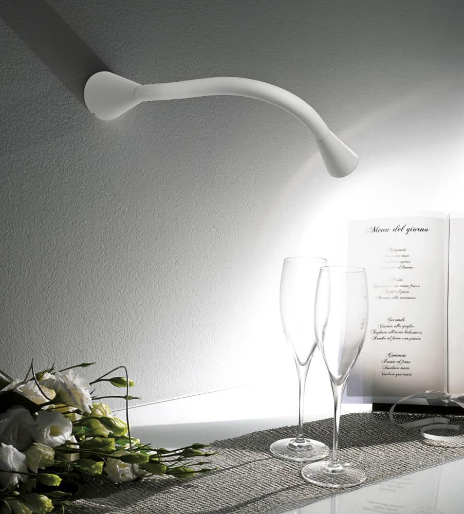 Linea Light Collection Snake_W1 stenska svetilka | formasvetila.si