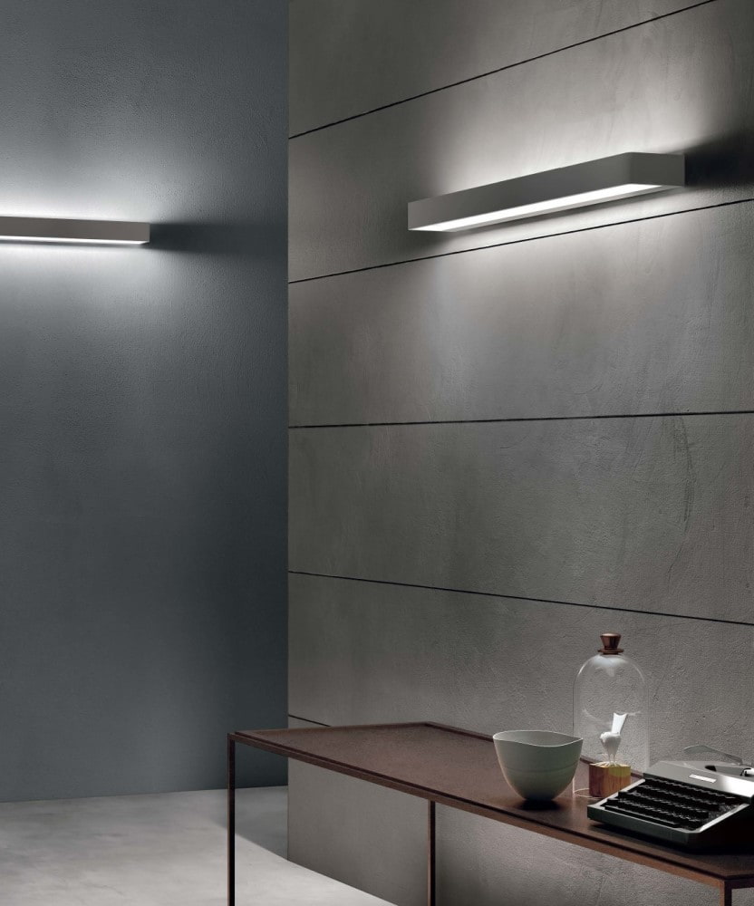 Linea Light Collection Metal stenska svetilka | formasvetila.si