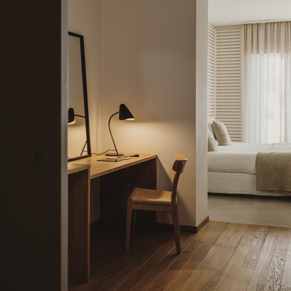 Leds C4 Organic namizna svetilka | formasvetila.si