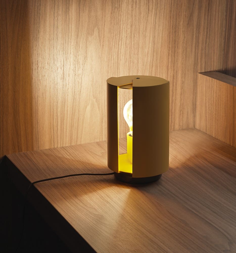 Nemo Lighting Pivotante à Poser namizna svetilka | formasvetila.si