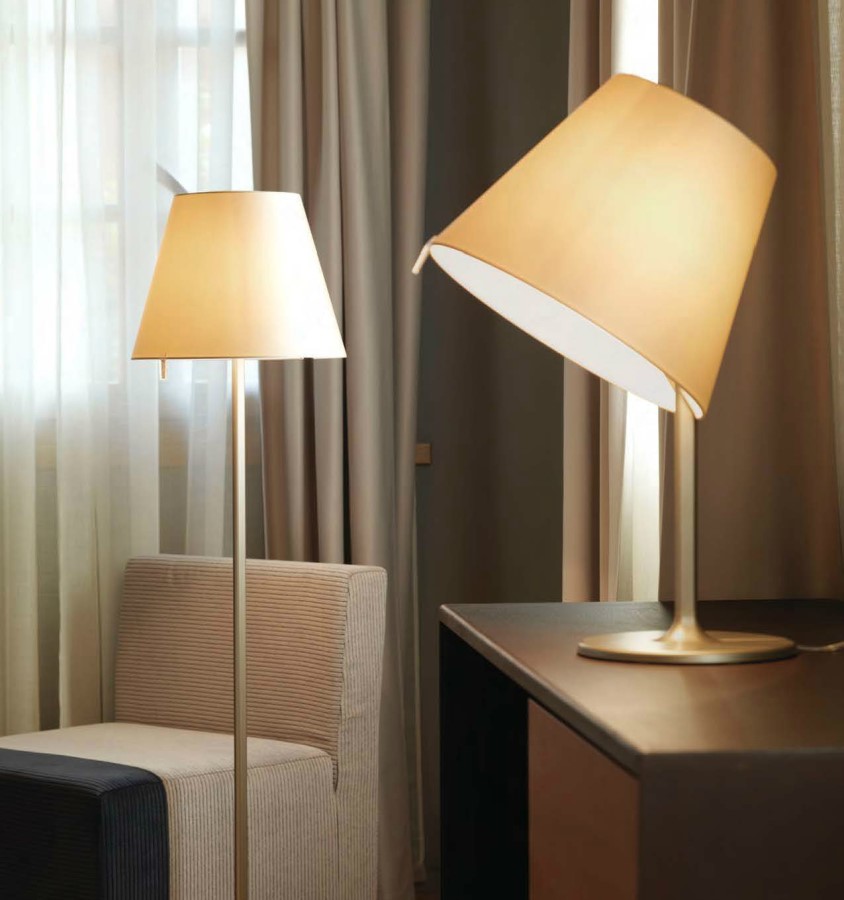 Artemide Melampo stoječa svetilka | formasvetila.si