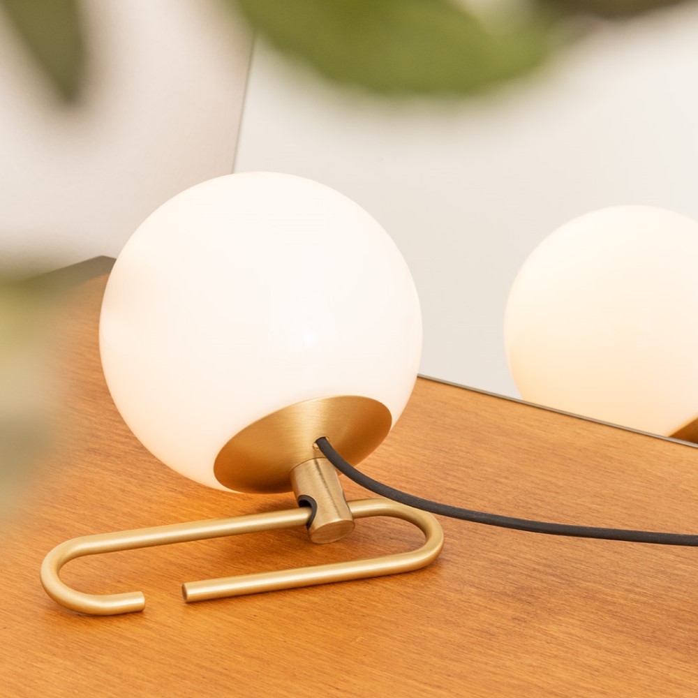 Artemide Nh namizna svetilka | formasvetila.si
