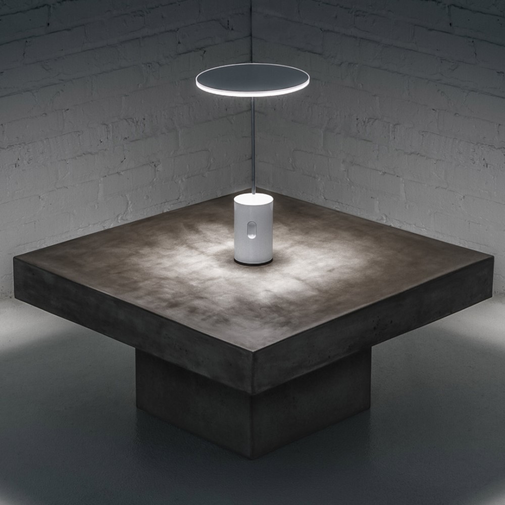 Artemide Sisifo namizna svetilka | formasvetila.si