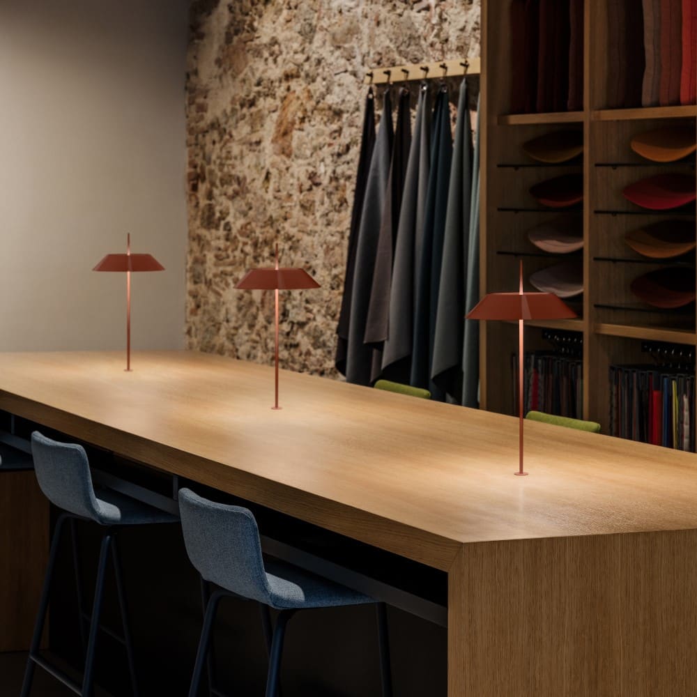 Vibia Mayfair Mini 5497 namizna svetilka | formasvetila.si